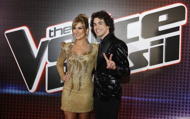 Claudia Leitte e Sam Alves, vencedor do 'The Voice Brasil'