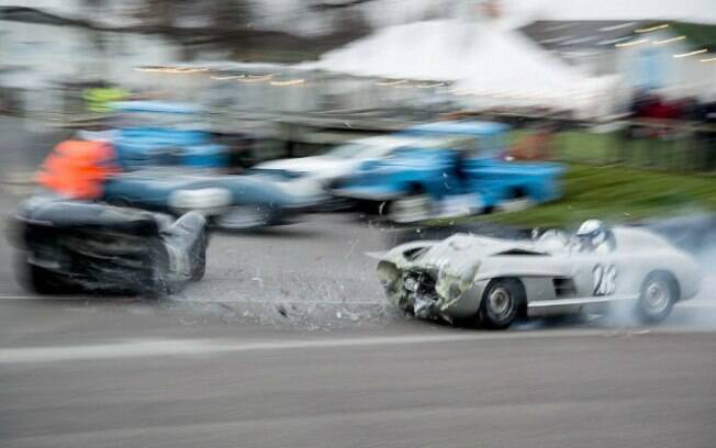 Os pilotos Jochen Mass e Tony Madeira não se feriram durante o acidente na Inglaterra