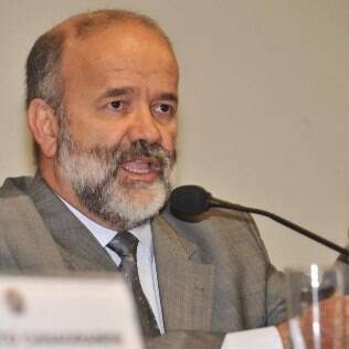 O tesoureiro do PT, João Vaccari Neto fala à CPI