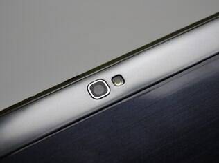 Câmera traseira tem 5 megapixels