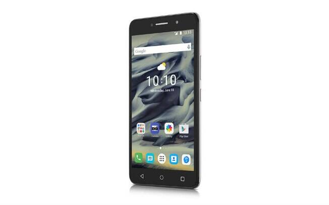 Smartphone de 6 polegadas, conta com Android 5.1 Lollipop e processador Quad Core de 1.3 GHz 