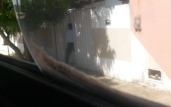 Motorista indo em casa rapidinho.