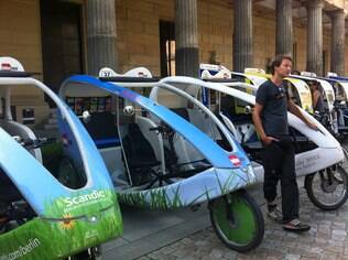 Um tour de bike é obrigatório em Berlim para entrar no clima: vale até bike taxi
