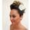 Sugestão de cabelo preso com acessório mais romântico. Foto: Divulgação/L'officiel III