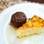 No Ruaa, você doa um livro de literatura em bom estado e ganha uma sobremesa ou drink. Uma opção é o bolo de laranja e cachaça com sorvete de chocolate meio amargo. Foto: Daniel Gutierrez