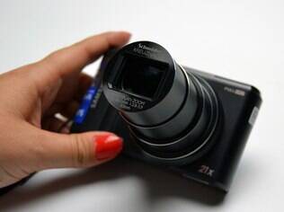Zoom da WB850F é de 21x