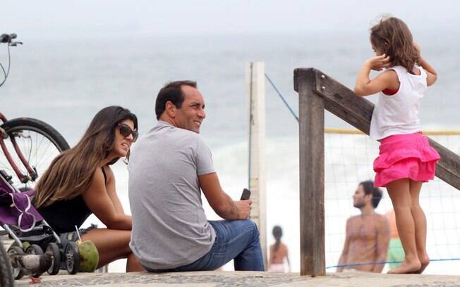 Edmundo foi à praia no Rio