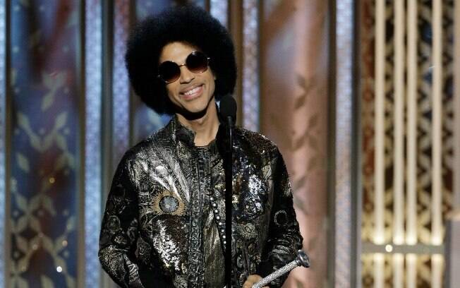 Prince apresenta prêmio no Globo de Ouro. Foto: Getty Images