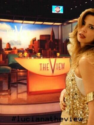 Luciana Gimenez estrou no programa 'The View' nesta segunda-feira (10)