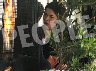 Nigella Lawson é agredida pelo marido em restaurante de Londres