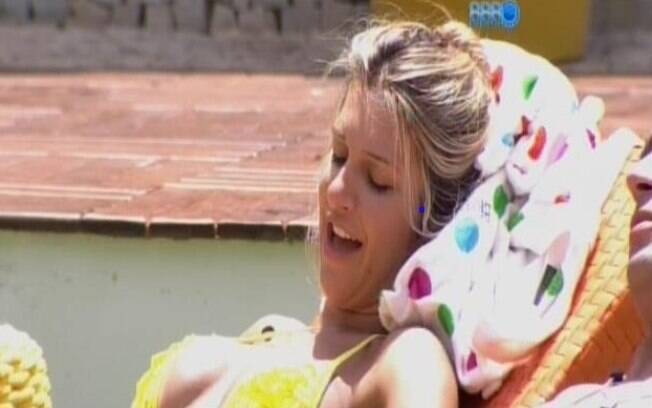 Tatiele confessa ter infringido leis de trânsito
