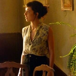 Marjorie Estiano como Cora