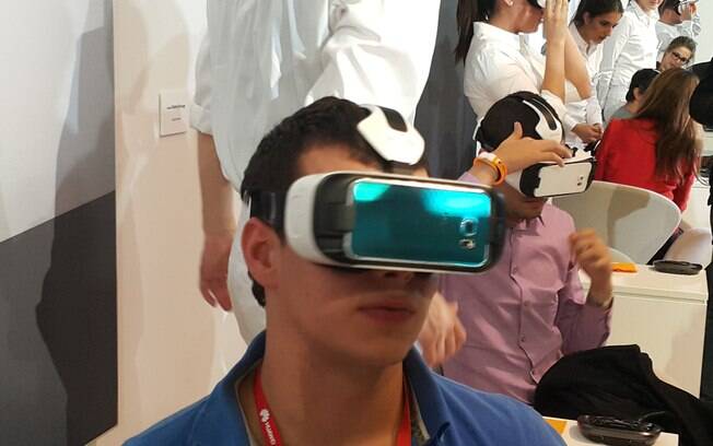 Feito em parceria com a Oculus, o Samsung Gear VR Innovator Edition é otimizado e compatível com os Samsung Galaxy S6 e S6 Edge. Foto: Emily Canto Nunes/iG São Paulo
