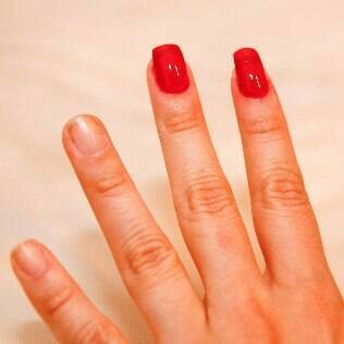 Unhas de gel para alongar e fortalecer