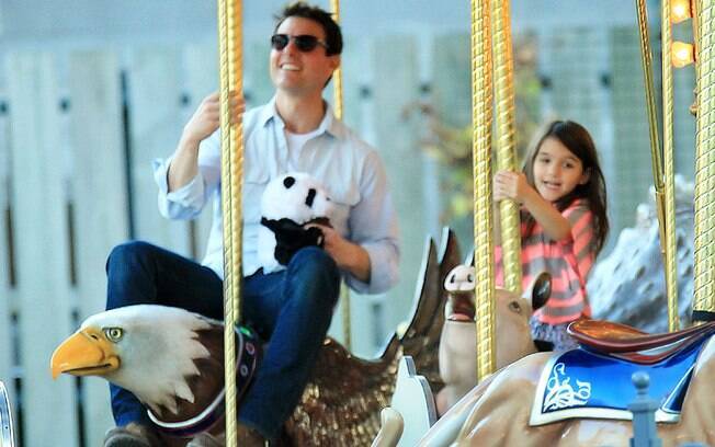 Tom Cruise é pai de  Isabella,20, Connor, 22, e Suri, 6 anos