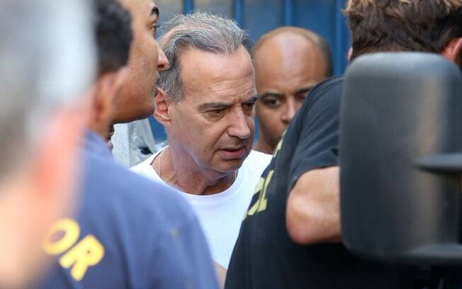 Empresário Adir Assad sendo transferido do Presídio Ary Franco para o Bangu 8, zona oeste do Rio