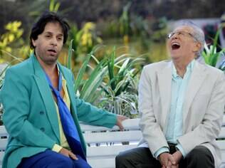 Tom Cavalcante volta a interpretar João Canabrava no humorístico 'A Praça É Nossa'