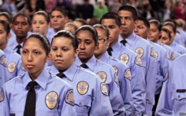 Reforma incluiu a criação de cotas para negros, mulheres e latino-americanos na força policial