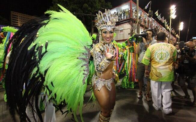 Laynara Teles, rainha de bateria da Império da Tijuca
