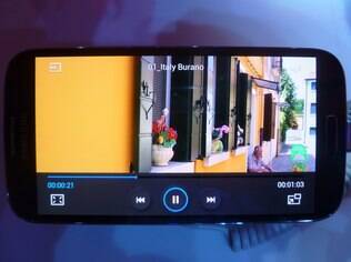 Galaxy S4, da Samsung, se deu bem nos testes da Consumer Reports e superou o Optimus G