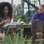 Léo e Simone conversaram na área externa. Foto: Reprodução