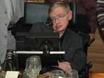 Stephen Hawking recebe alta de hospital em Roma após exames