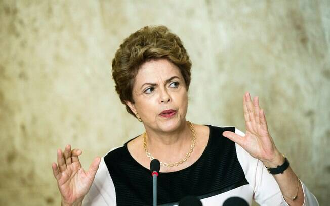 Segundo a defesa, não houve uso da autoridade governamental por parte da presidente e do vice