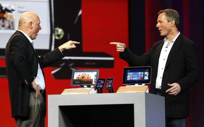 Paul Jacobs, CEO da Qualcomm, recebeu Steve Ballmer, CEO da Microsoft, em uma aparição