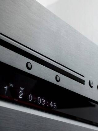 Invista num presente tecnológico, como um aparelho de blu-ray de última geração, e agrade as aquarianas