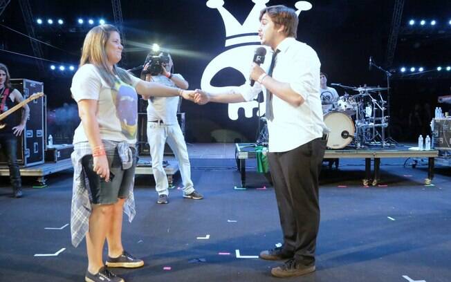 Repórter do 'CQC', Lucas Salle pede a namorada em casamento no meio do show do Capital Inicial no Festival João Rock. Veja como foi na galeria:. Foto: Joshua Bryan e Denilson Santos/AgNews