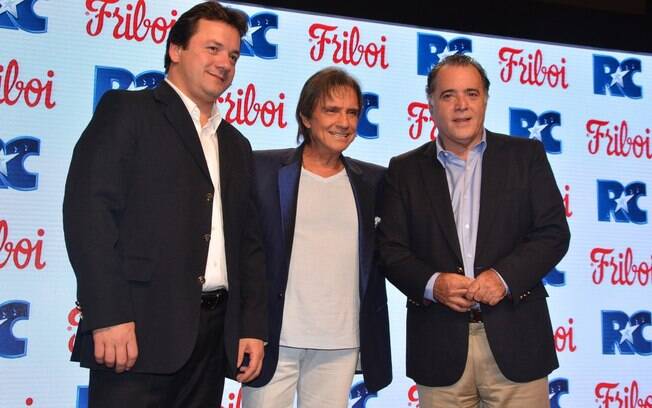 Roberto Carlos e Tony Ramos com o presidente do grupo JBS, Wesley Batista