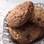 Cookies de chocolate com nozes: se sobrar, mantenha-os guardados em pote fechado e mande de novo na semana seguinte. Foto: Dulla