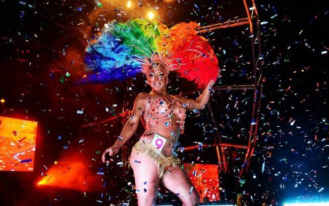21º Concurso Pop Gay de 2013 de Floripa tem drag queens, shows e performaces