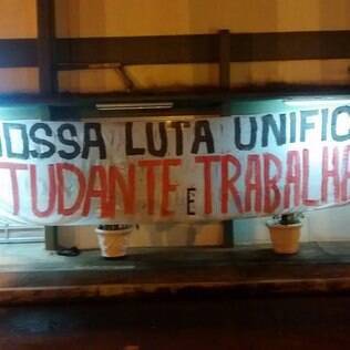Reitoria da UEM, em Marília, está ocupada