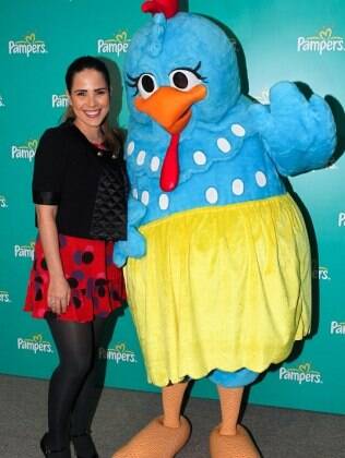 Wanessa posa com a Galinha Pintadinha