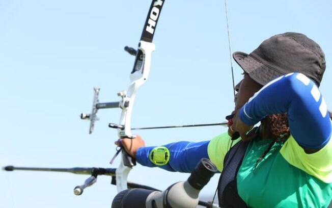 Ane Marcelle caiu nas oitavas do tiro com arco