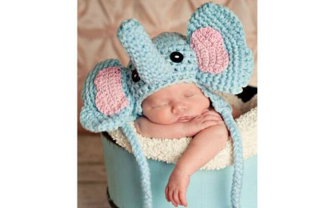 Se gostar de um modelo mais chamativo, você pode fantasiar o bebê de elefantinho. Foto: Pinterest/Trudy Nash
