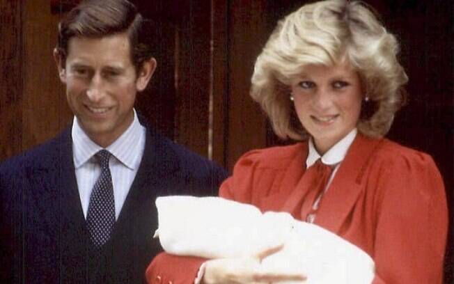 Harry nasceu em 15 de setembro de 1984. Mantendo a tradição, Diana deu à luz no St. Mary's