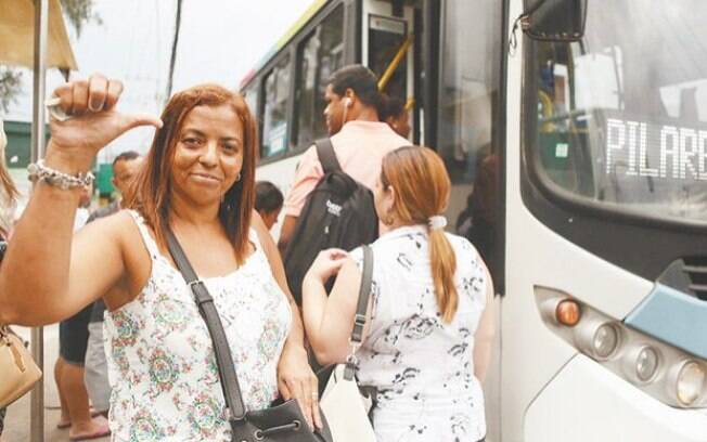 Maria Aparecida Martins reclama que ‘parece uma compensação para o aumento do salário mínimo’