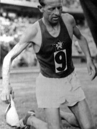 Emil Zátopek enfim foi superado em pista