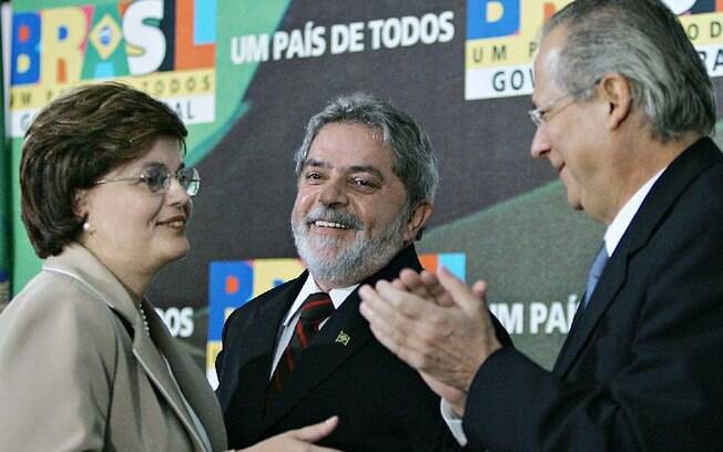 Lula troca Dirceu por Dilma em 2005 e abre espaço para a então ministra chegar à presidência