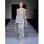A alfaiataria de Giorgio Armani é indispensável para grandes eventos. O vestido de gala custa R$ 12.330. Foto: Divulgação