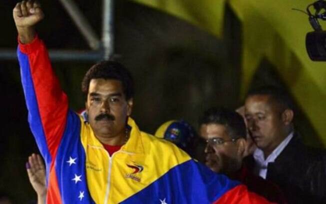 Maduro reforça discurso sobre suposto golpe e diz que atuará com 'punho de ferro contra conspiradores'