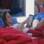 Nicole Bahls não conseguiu se concentrar no livro antes de dormir. Foto: Reprodução