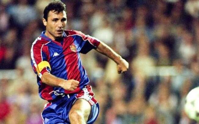 Histro Stoitchkov é um dos maiores ídolos da história do Barcelona com 336 jogos e 162 gols marcados Histro Stoitchkov é um dos maiores ídolos da história do Barcelona com 336 jogos e 162 gols marcados