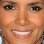 Halle Berry escolheu sombra cintilante para destacar o olhar. Foto: Getty Images