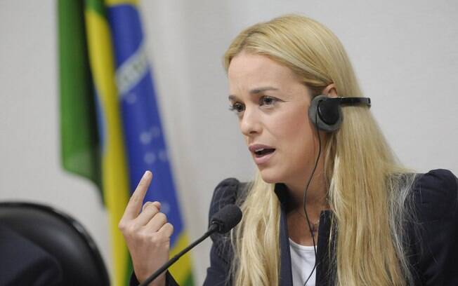 Lilian Tintori esteve no Brasil e foi recebida por parlamentares do PSDB