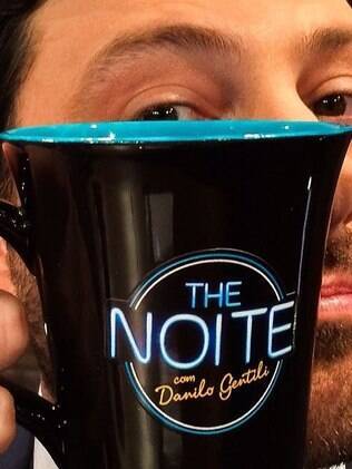 Danilo Gentili made his debut in “The Noite” on SBT