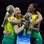Quatro anos antes, festa em quadra com o primeiro ouro olímpico com a seleção feminina de vôlei, em Pequim. Foto: Getty Images