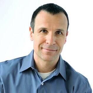 Guy Winch, autor do livro “Como Curar suas Feridas Emocionais”